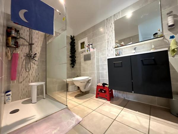 Magnifique villa de 130 m² sur un terrain 4 faces de 740 m² au fond d'une impasse calme