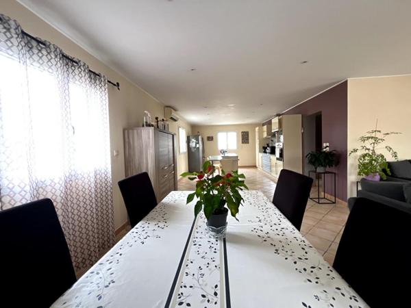 Magnifique villa de 130 m² sur un terrain 4 faces de 740 m² au fond d'une impasse calme