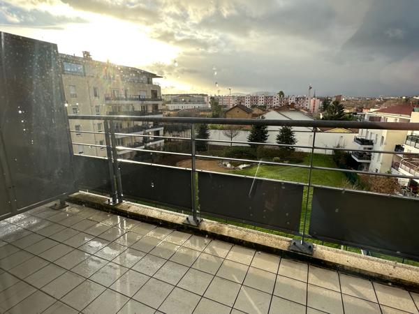 Location T2 Villefranche sur Saône avec garage Villefranche-sur-Saône (69400)