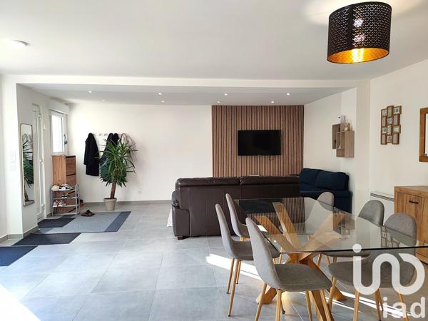 Maison traditionnelle 6 pièces de 130 m² à Villemeux-sur-Eure (28210)