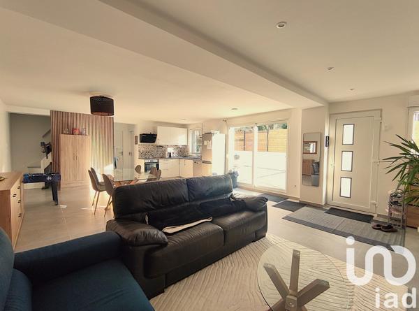 Maison traditionnelle 6 pièces de 130 m² à Villemeux-sur-Eure (28210)