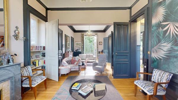 Maison de Maître avec son Authenticité Préservée