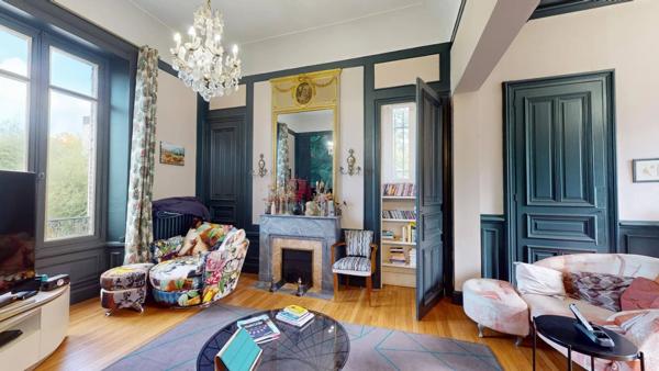 Maison de Maître avec son Authenticité Préservée