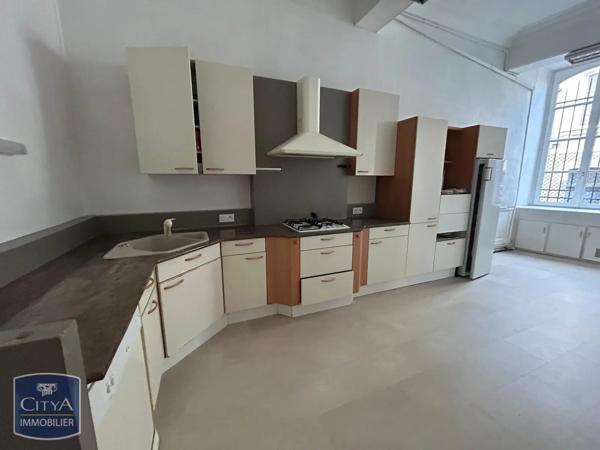Maison à louer 5 pièces 167m² Laval (53000)