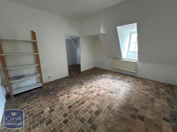 Maison à louer 5 pièces 167m² Laval (53000)