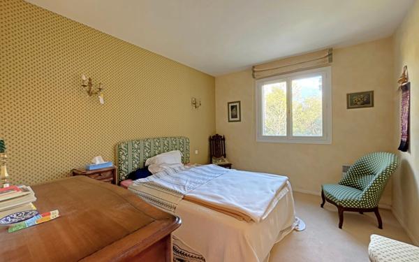 Maison à vendre    6 pièces • 204,51 m2 Martigues