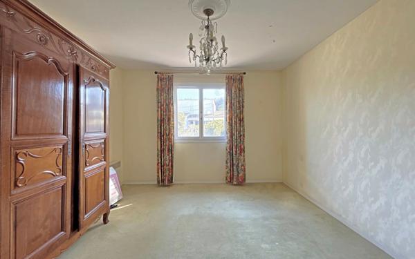 Maison à vendre    6 pièces • 204,51 m2 Martigues