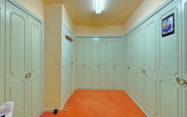 Maison à vendre    6 pièces • 204,51 m2 Martigues