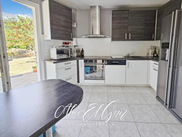 CARCASSONNE - Maison 105 m² sur 1001 m² de terrain