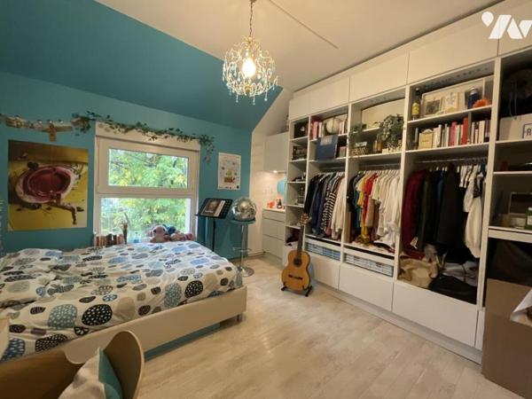 A VENDRE - NANTES DURANTIERE - LOFT de 204 m² habitables + Atelier 150 m² - Jardin