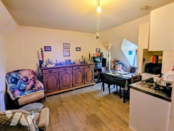 Immeuble à usage mixte d'habitation et d'activité libérale situé à AUNEUIL (Oise) de 105 m² env...