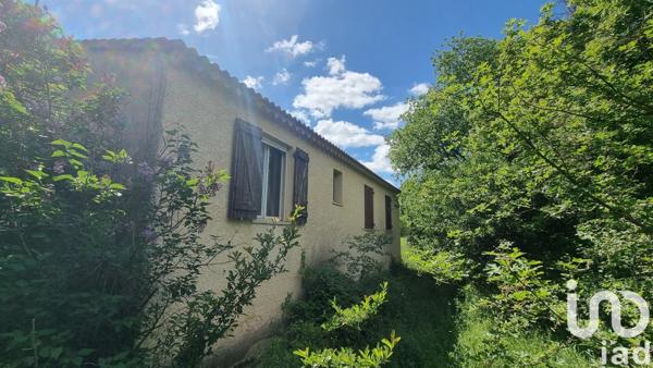 Maison rustique 4 pièces de 94 m² à Rians (83560)