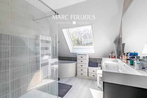 Lamorlaye – Maison de Charme – Domaine du Lys