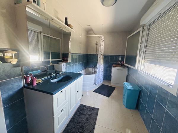 AUDINCOURT MAISON 210 M2 AVEC APPARTEMENT INDEPENDANT 256 000 €