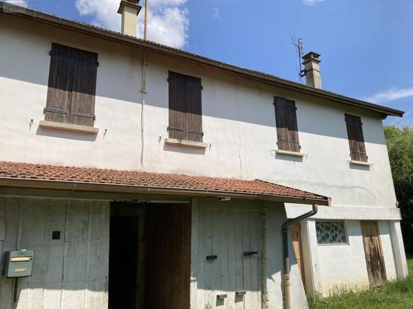 Maison à vendre à Ambérieu-en-Bugey dans l'Ain (01500), ref : VM1516-01032