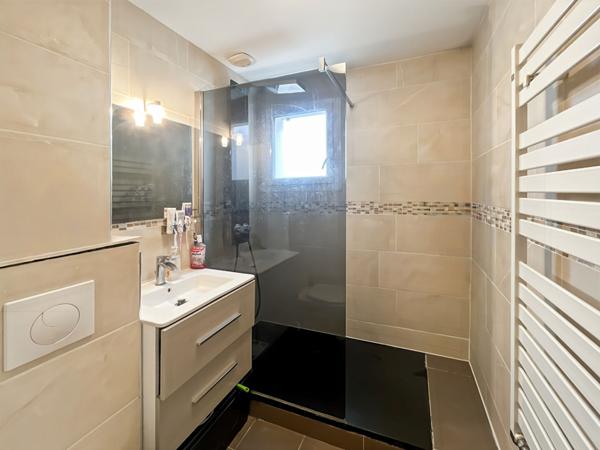 Maison Vaureal 5 pièce(s) 90 m2