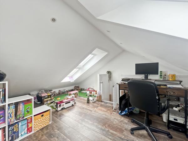 Maison Vaureal 5 pièce(s) 90 m2
