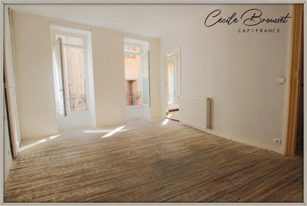 ARLES-SUR-TECH (66150) – Maison de village 5 pièces rénovée avec cour intérieure et possibilité de terrasse