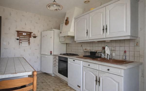 Maison à vendre    4 pièces •  Saint-Pierre-d'Oléron