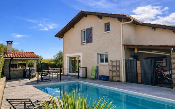 Maison à vendre    5 pièces •  Orthevielle