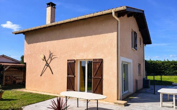 Maison à vendre    5 pièces •  Orthevielle