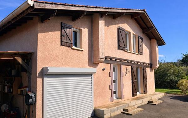 Maison à vendre    5 pièces •  Orthevielle