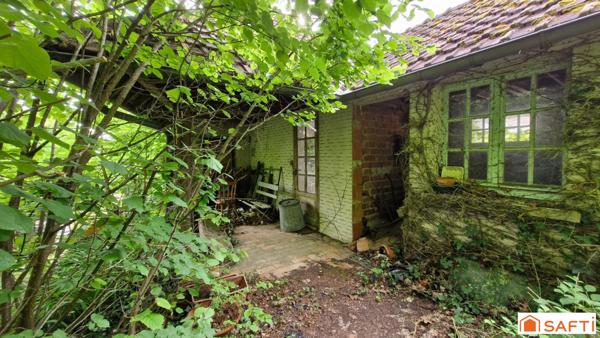 MAISON A RENOVER SUR TERRAIN CONSTRUCTIBLE 3700 M²