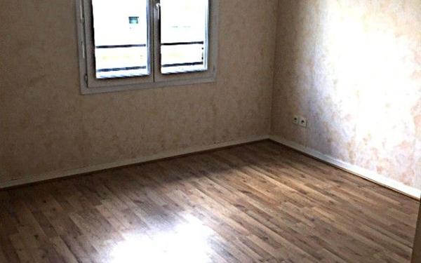 Appartement à louer    2 pièces • 47,60 m2 Chelles