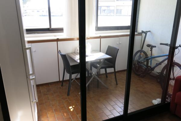 P2 AVEC LOGGIA - RIVE GAUCHE