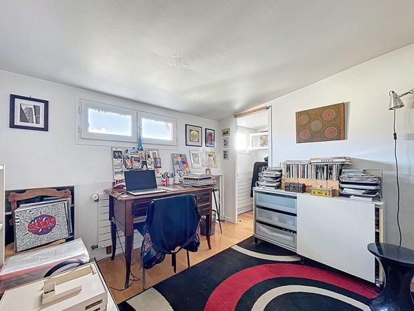 Maison Chatou 6 pièces 899 000 € **  - Référence  V30010303