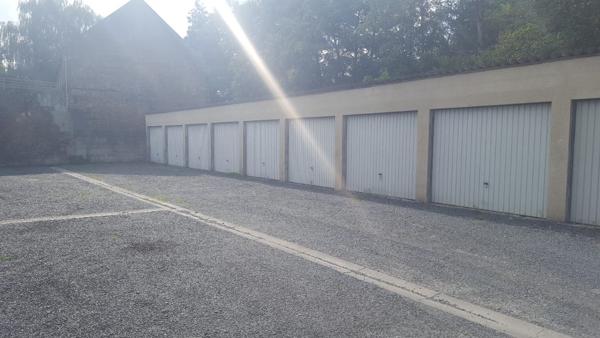 GARAGE - PROCHE CENTRE VILLE
