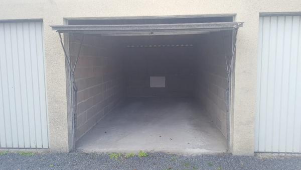 GARAGE - PROCHE CENTRE VILLE