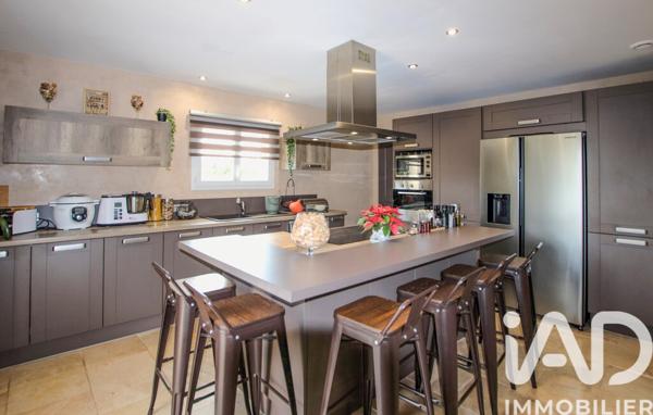 Maison à vendre 7 pièces 208 m² Sarrians