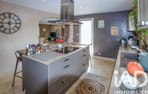 Maison à vendre 7 pièces 208 m² Sarrians