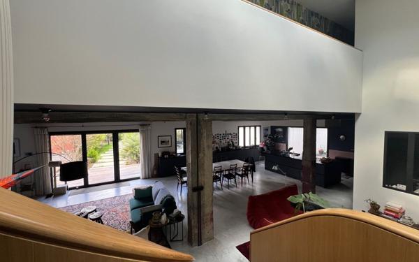Maison à vendre    6 pièces • 260 m2 Saint-Maur-des-Fossés