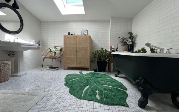 Maison à vendre    6 pièces • 260 m2 Saint-Maur-des-Fossés