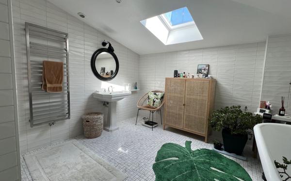 Maison à vendre    6 pièces • 260 m2 Saint-Maur-des-Fossés