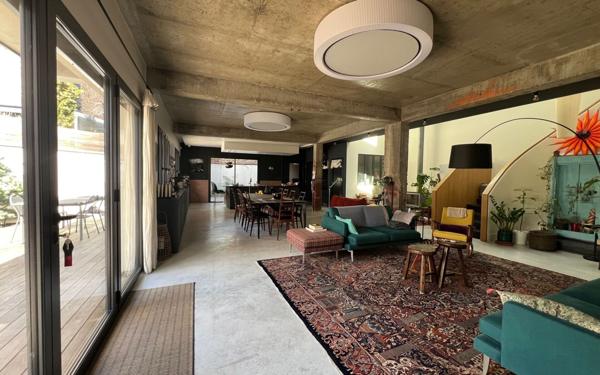 Maison à vendre    6 pièces • 260 m2 Saint-Maur-des-Fossés