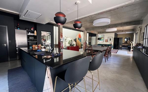 Maison à vendre    6 pièces • 260 m2 Saint-Maur-des-Fossés