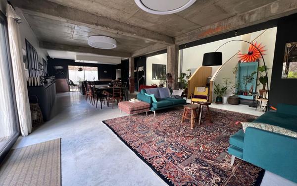 Maison à vendre    6 pièces • 260 m2 Saint-Maur-des-Fossés
