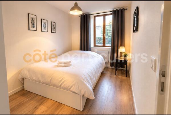 Location
                Appartement45 m² - 3 Pièces -
                    CAHORS (46000)