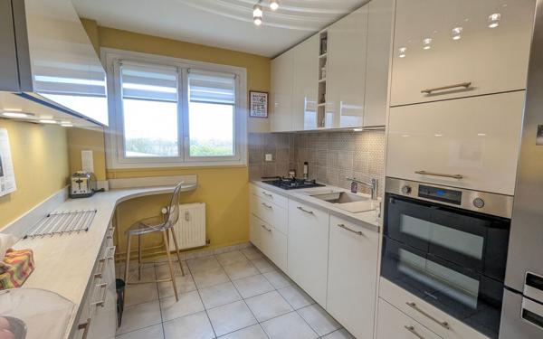 Appartement à vendre    6 pièces • 133,67 m2 Caen