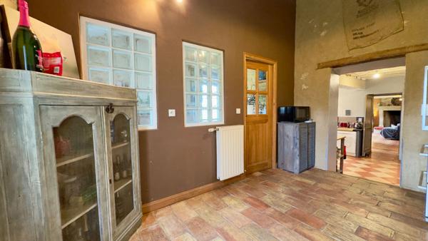 Maison en pierre, charme authentique, calme absolu, 7500 m²