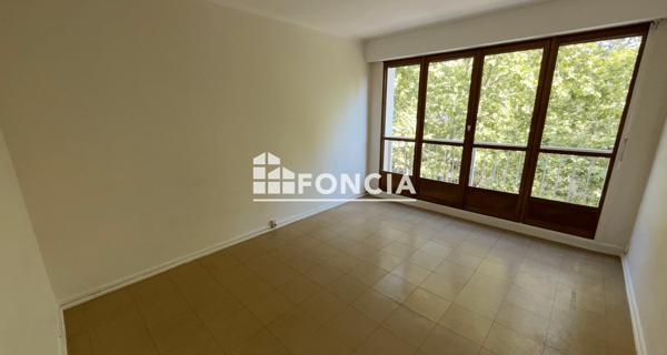 Location Appartement 4 pièces 75.4 m² - Lyon 69002