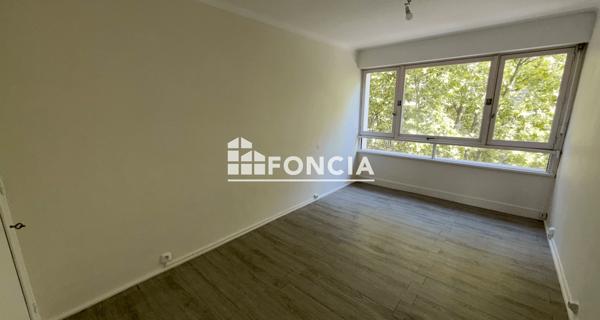 Location Appartement 4 pièces 75.4 m² - Lyon 69002