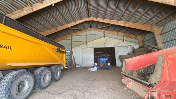 Achat - Immeuble Noordpeene 59670 400 m 2 1866 m 2
