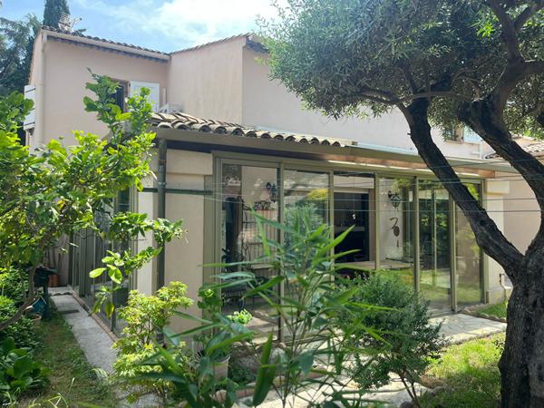 Cagnes sur Mer - Somptueuse Villa 210 M²  - Tout à pied