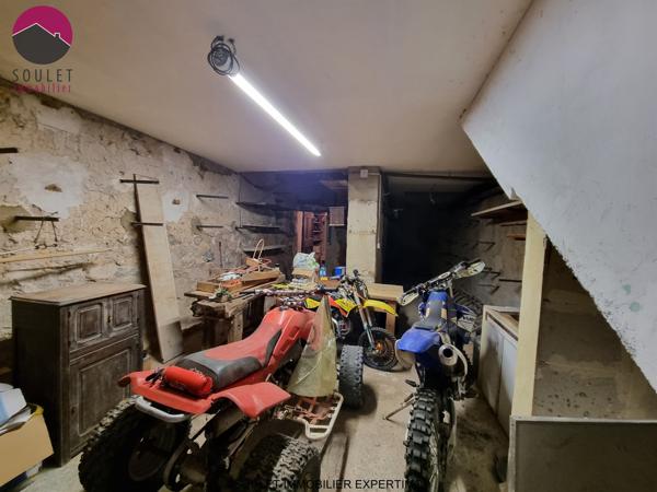 Bédoin (84410) Maison de village avec garage Bedoin centre