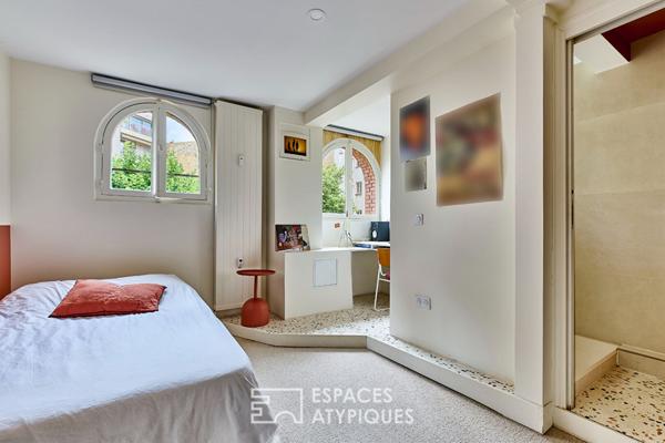 Duplex traversant avec balcon dans ancien hôtel particulier – Place du Maréchal Juin