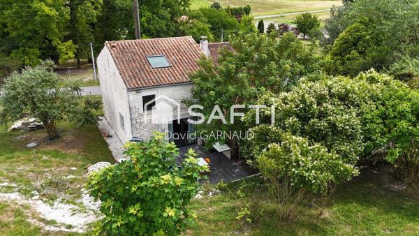 Maison en moellons de 121 m² entièrement rénovée à la campagne